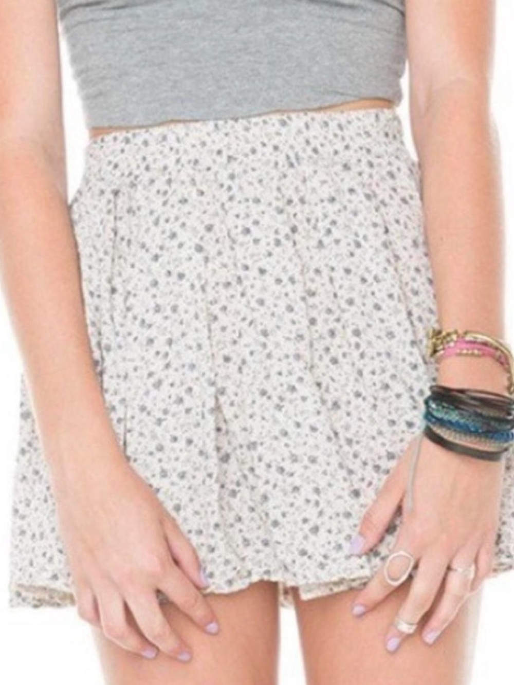Brandy Melville Izzy Cream Tiered Mini Skirt with Blue Floral Print One Size